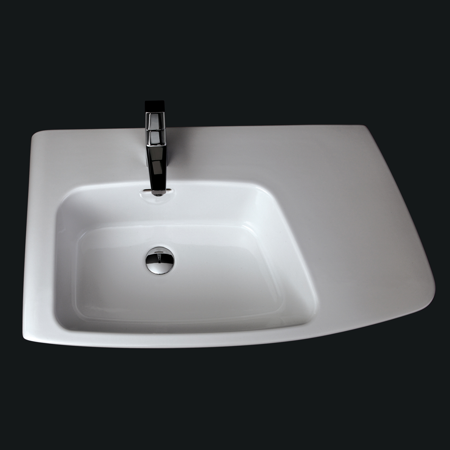 WALL-MOUNTED SINK WITH TAP HOLE AND OVERFLOW.